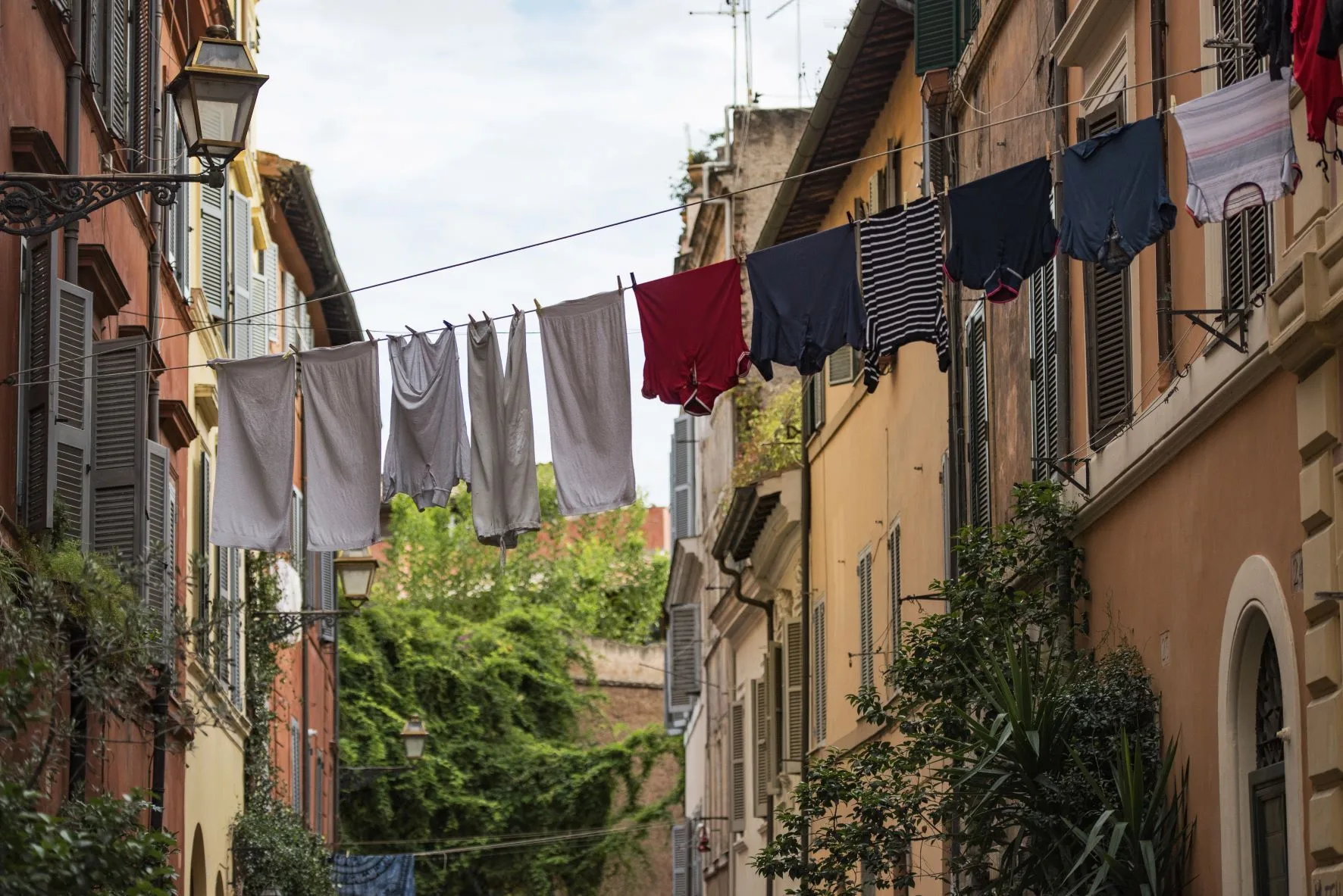 Arch. Marini a Trastevere, Roma